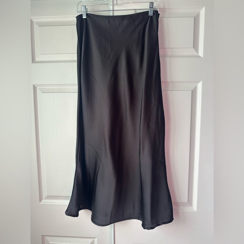 Elegant Black Satin Midi Skirt